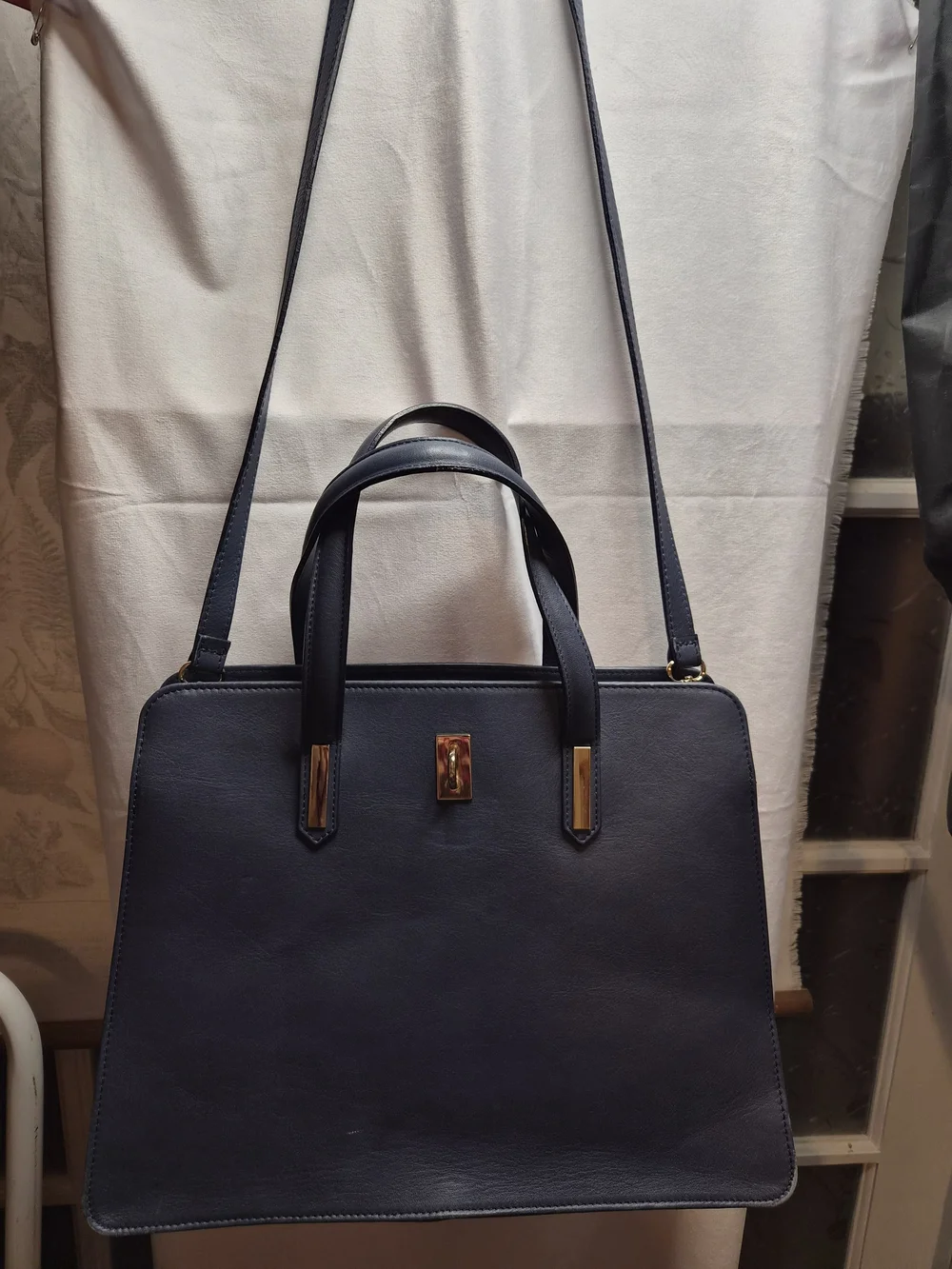 Italian Vera Pelle Genuine Leather Navy Satchel Tote Purse Gold Hardware